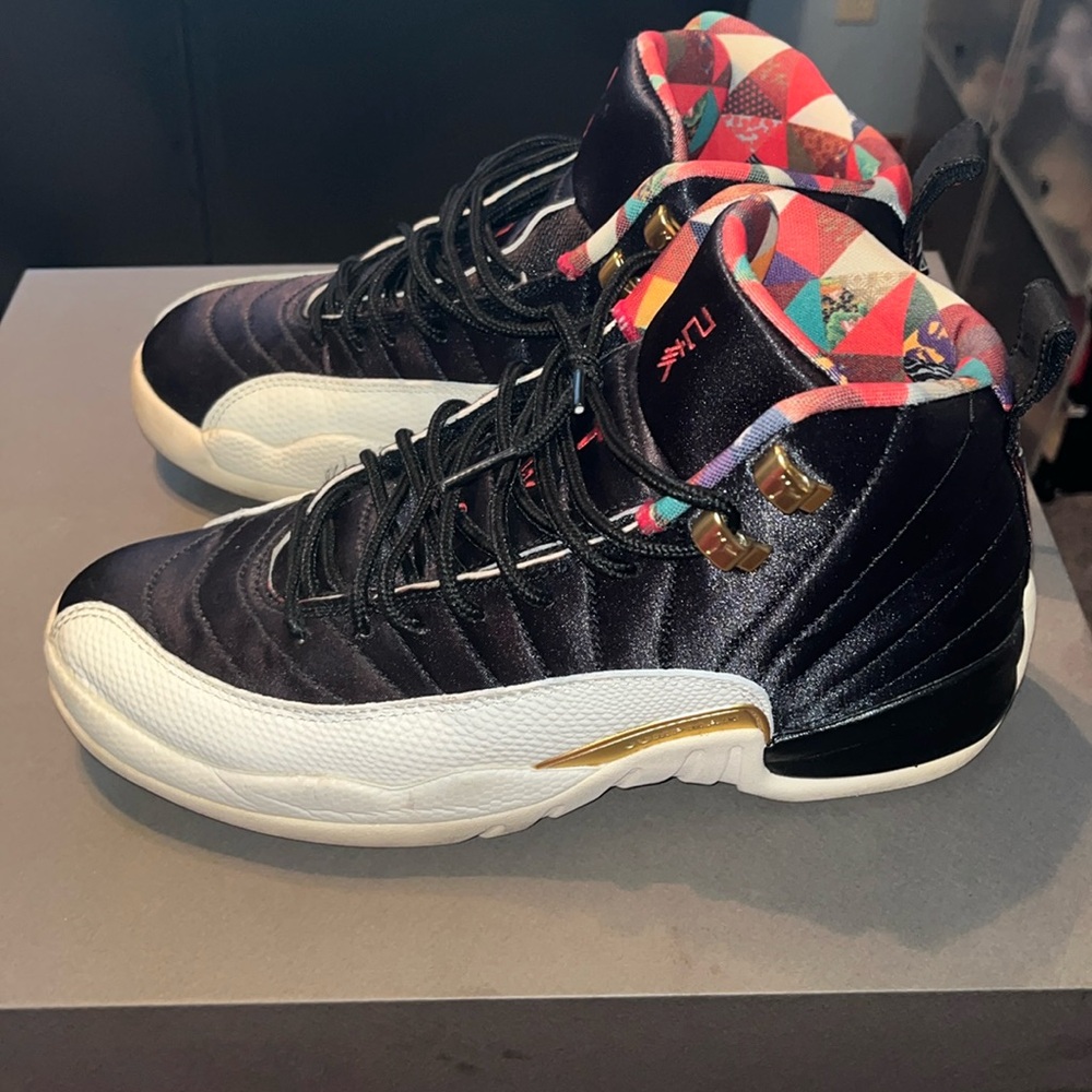 Black and white Chinese new year Jordan 12 kids size 7